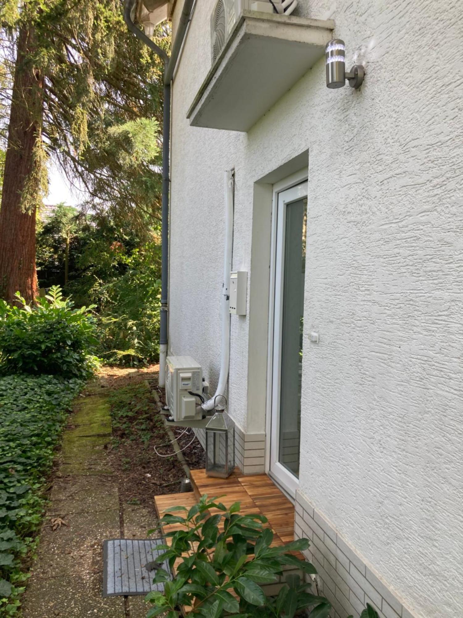 Ferienwohnung Amselweg Am Waldrand Gelegen Netflix Eigener Carport Uvm Taunusstein Exterior foto