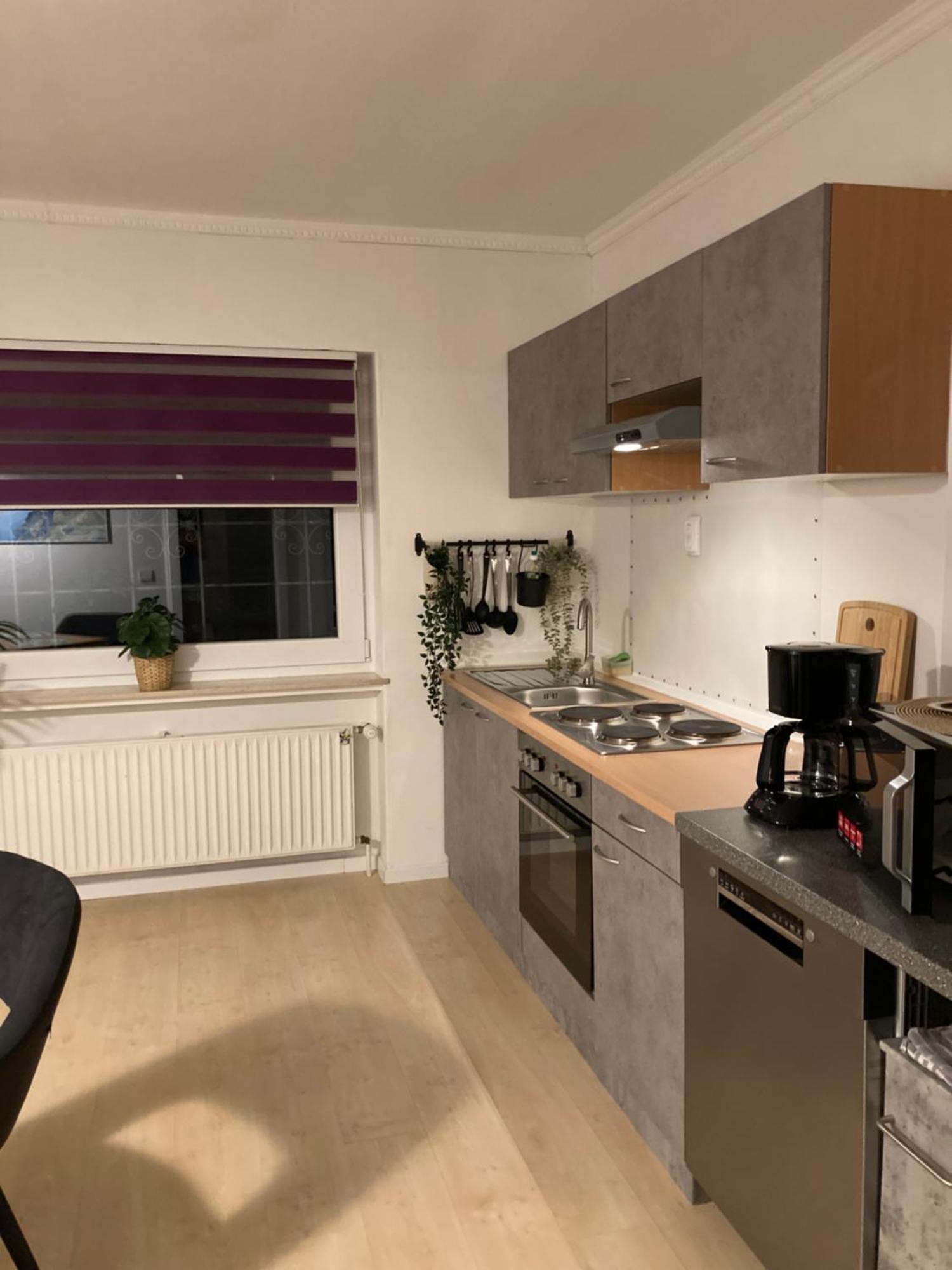 Ferienwohnung Amselweg Am Waldrand Gelegen Netflix Eigener Carport Uvm Taunusstein Exterior foto